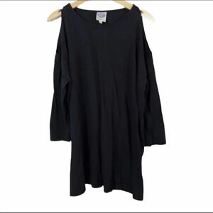 Diane Gilman XL cold shoulder‎ black top